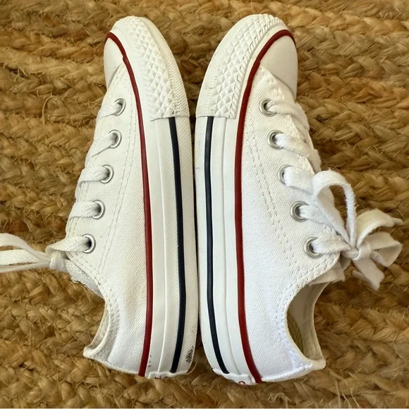Converse All Star Little Kid Size 11 White Low Top Sneakers - Picture 6 of 8